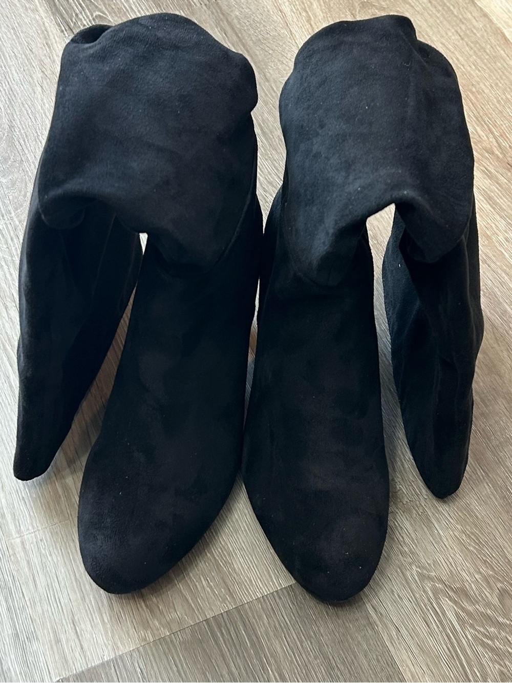 NWOT Black Suede Slouchy Knee High Boots Kitten Heel Size 9 - Picture 4 of 9